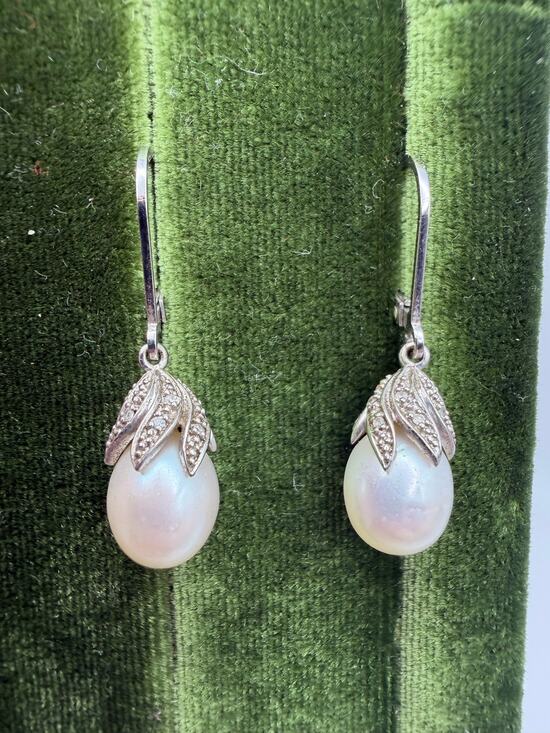 Unbranded Jewelry - teardrop pearl drop earrings sterling silver 925 small diamonds